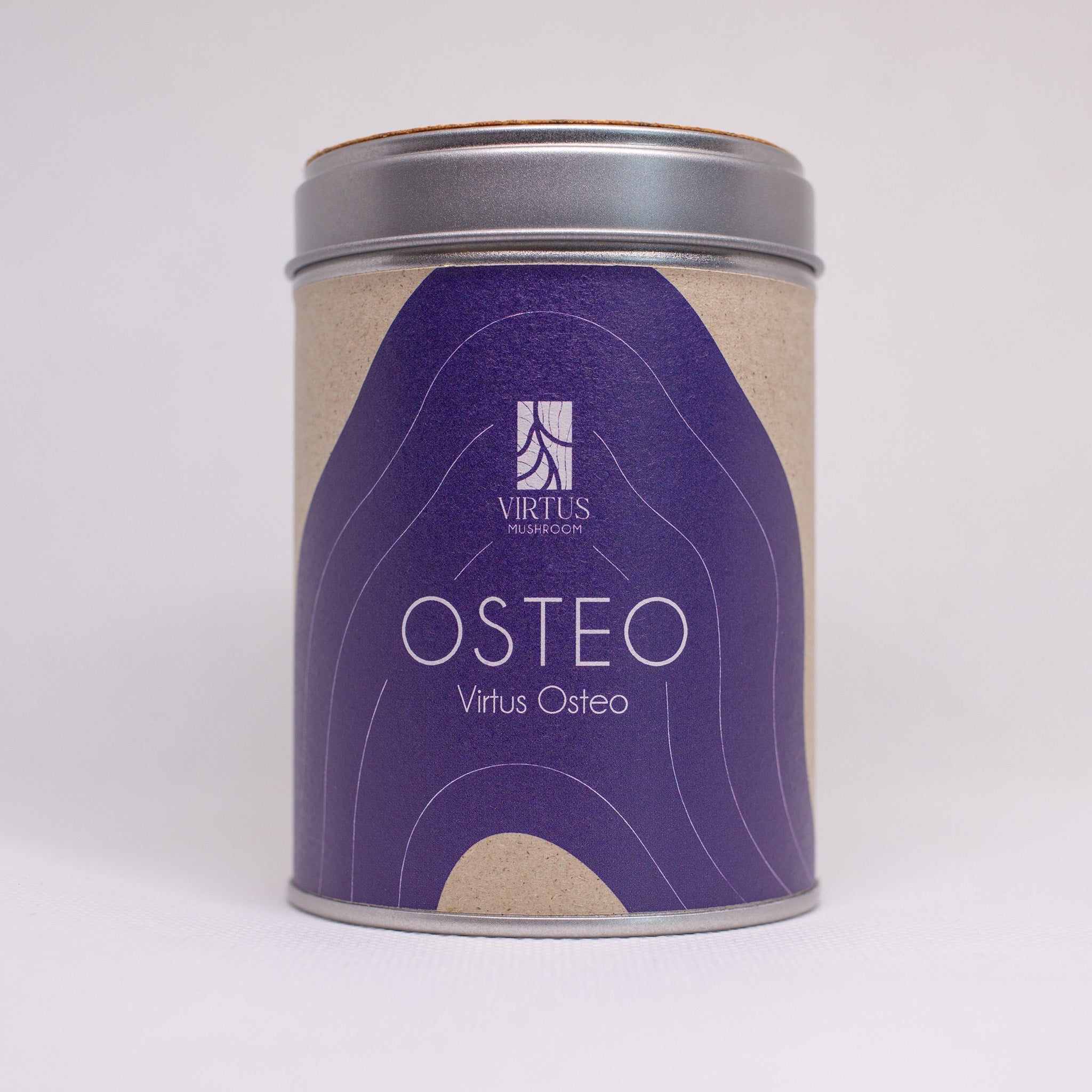 Virtus Osteo biologico in polvere, barattolo in latta su fondo bianco - Virtus Mushroom