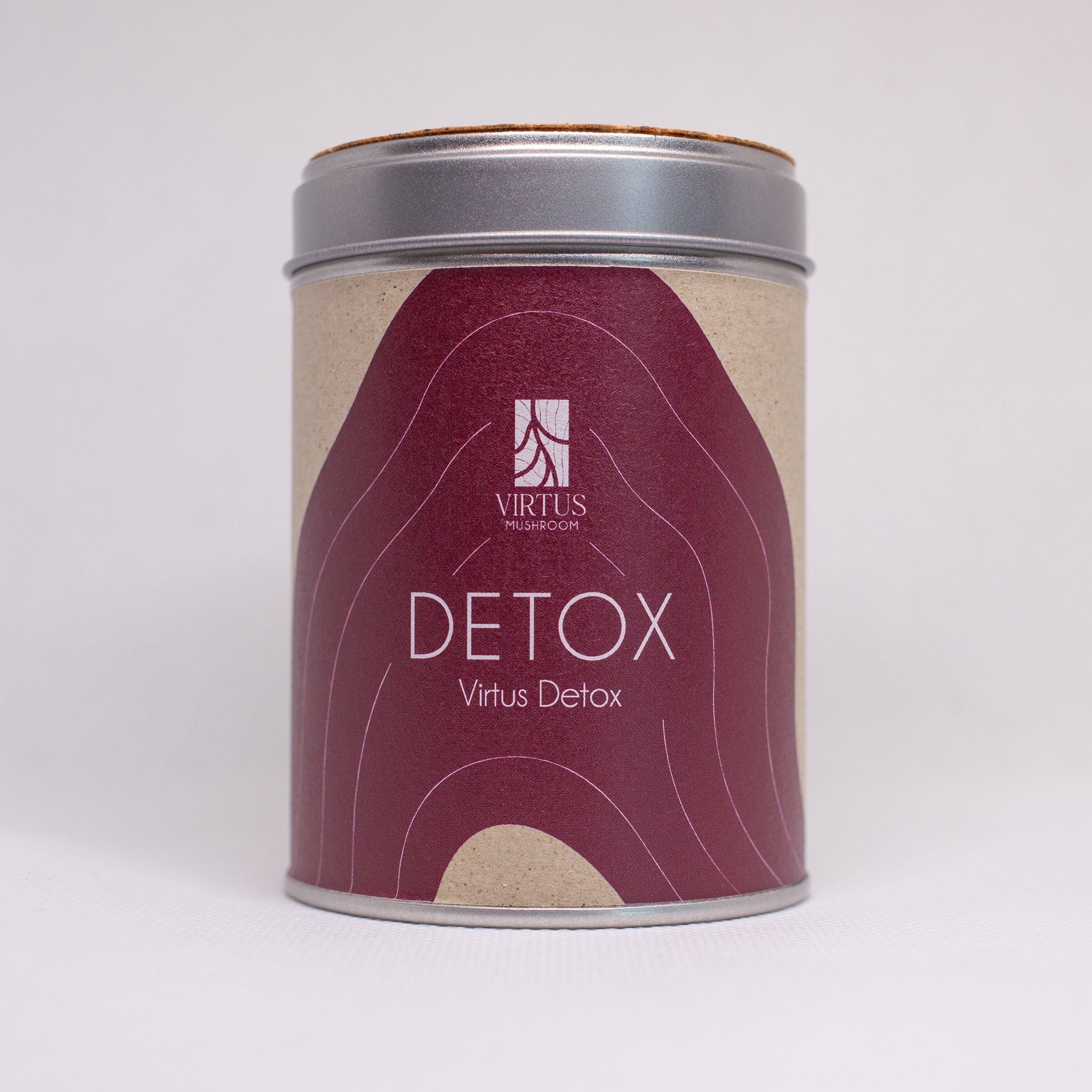Virtus Detox biologico in polvere, barattolo in latta su fondo bianco - Virtus Mushroom